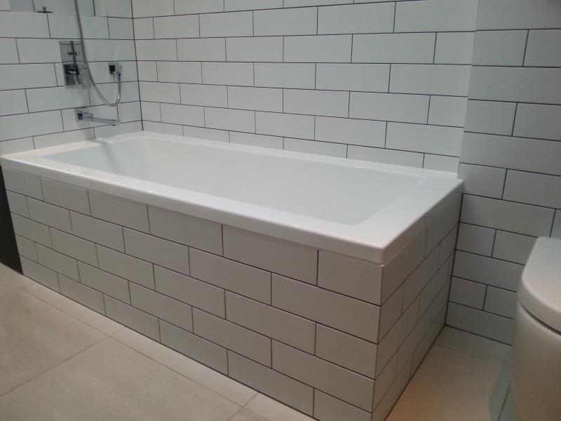 Brick Bond Tiled Bath